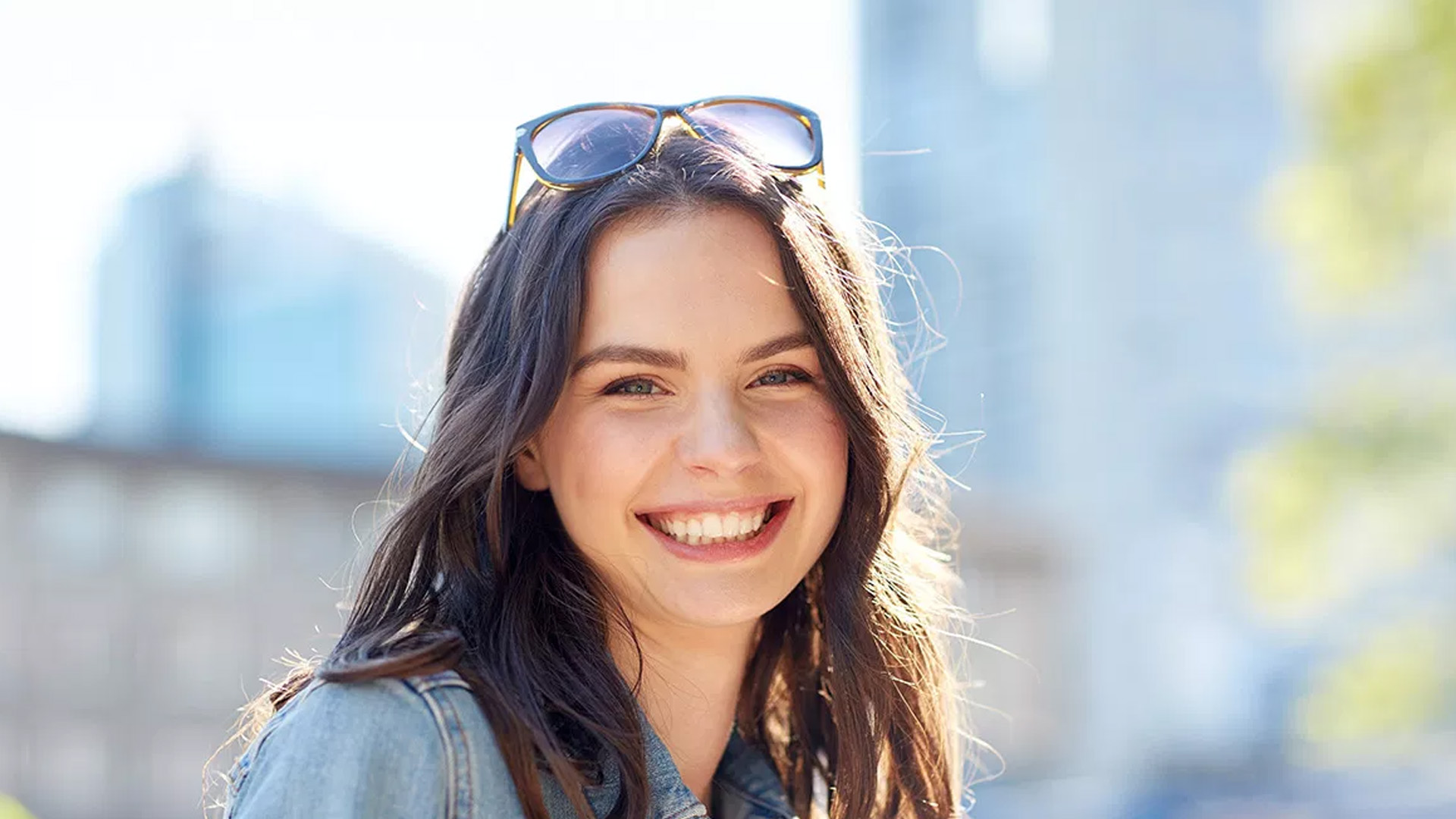 Frisco Smiles Dentistry | Oral Exams, Periodontal Treatment and Digital Impressions